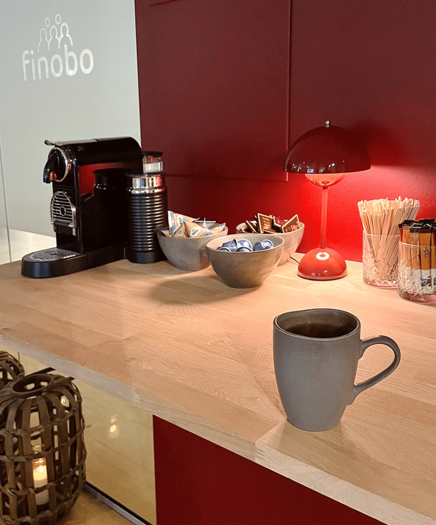 Finobos kaffebar til kunder i Aarhus